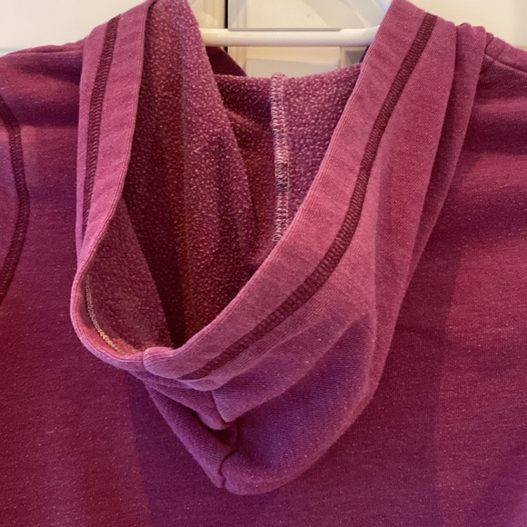 Old Navy kids sweatshirt with hood - Picture 8 of 10